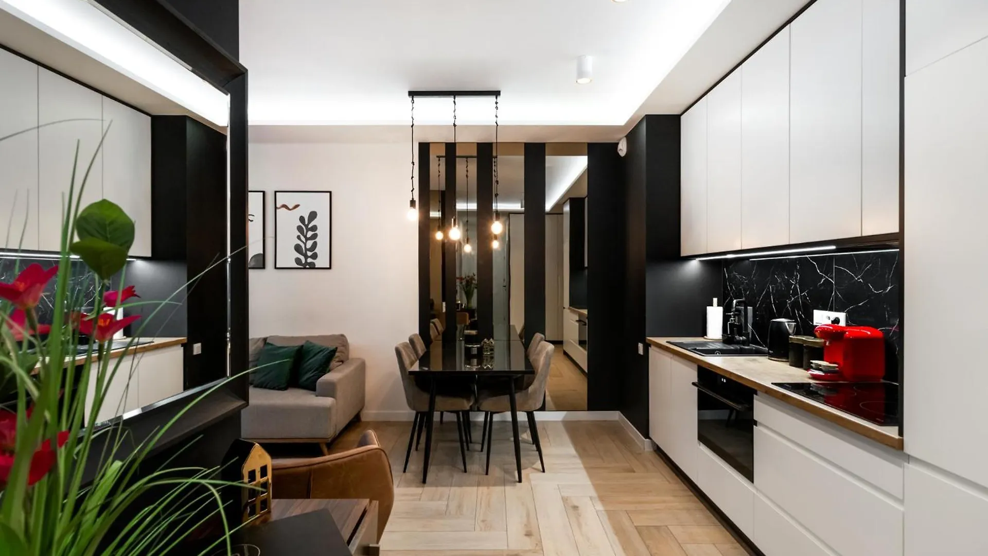 Golden Apartments Warsaw - Two Bedrooms Luxury Apartment In The Center - Mennica Residence