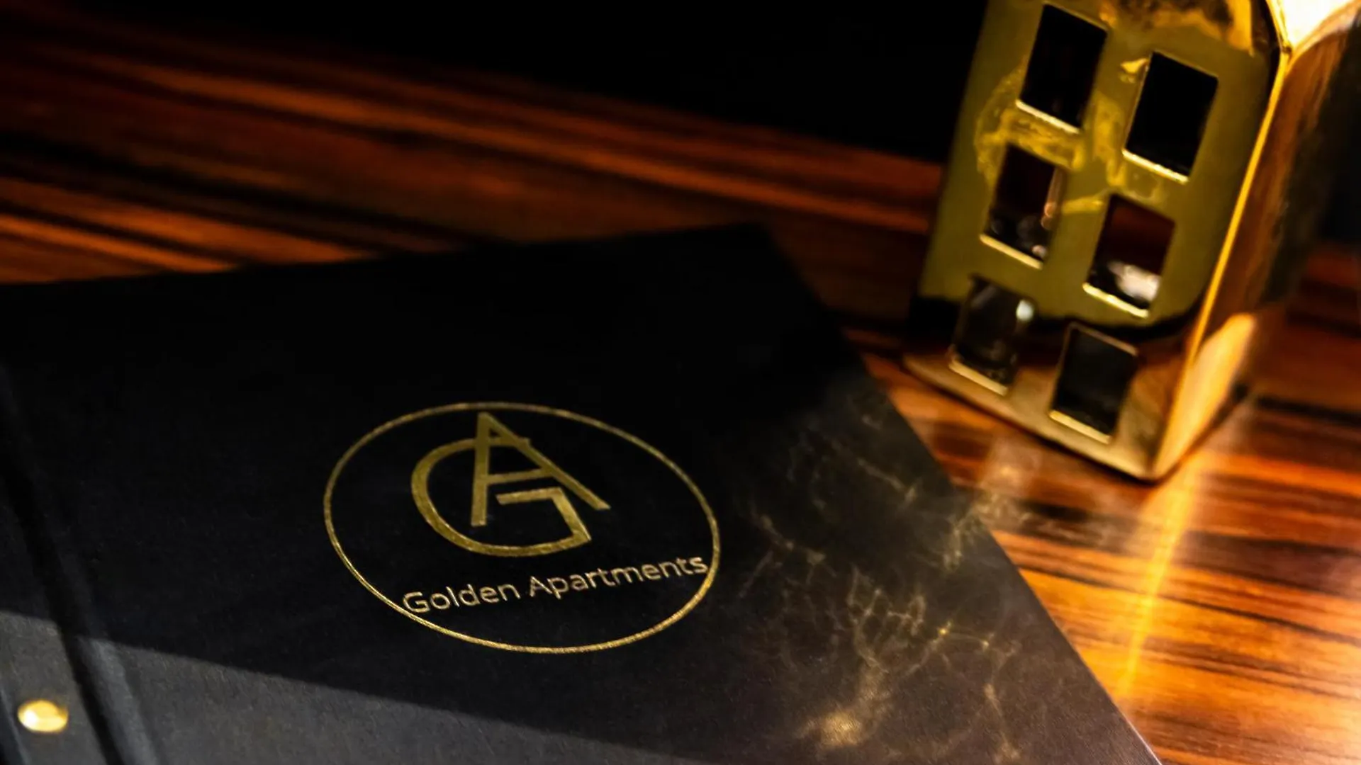 Golden Apartments Warsaw - Two Bedrooms Luxury Apartment In The Center - Mennica Residence
