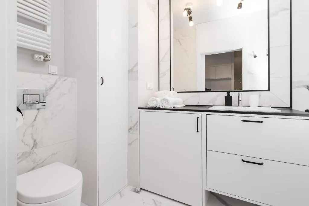 Golden Apartments Warsaw - Two Bedrooms Luxury Apartment In The Center - Mennica Residence