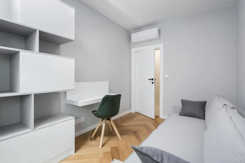 Golden Apartments Warsaw - Two Bedrooms Luxury Apartment In The Center - Mennica Residence